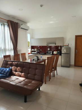 Family Haven- Big Apartment, Big Fun!